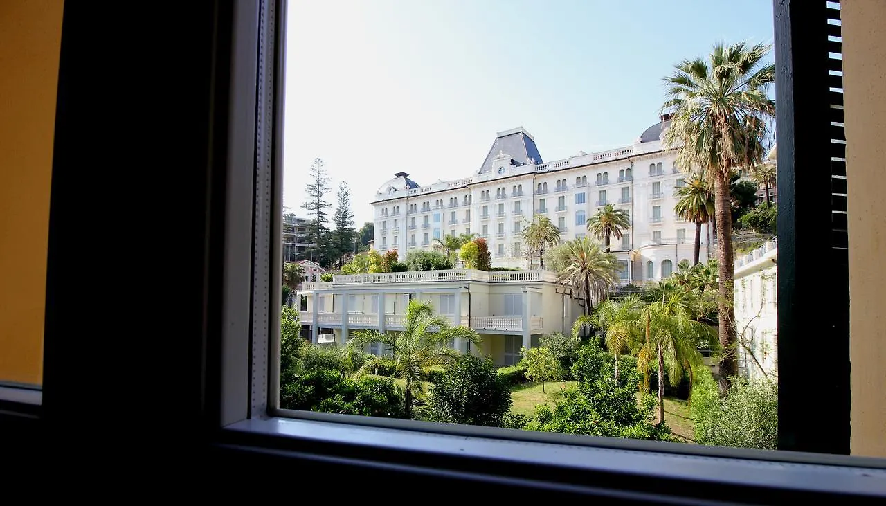 Italianway-Villa Mafalda San Remo 0*,  Italia
